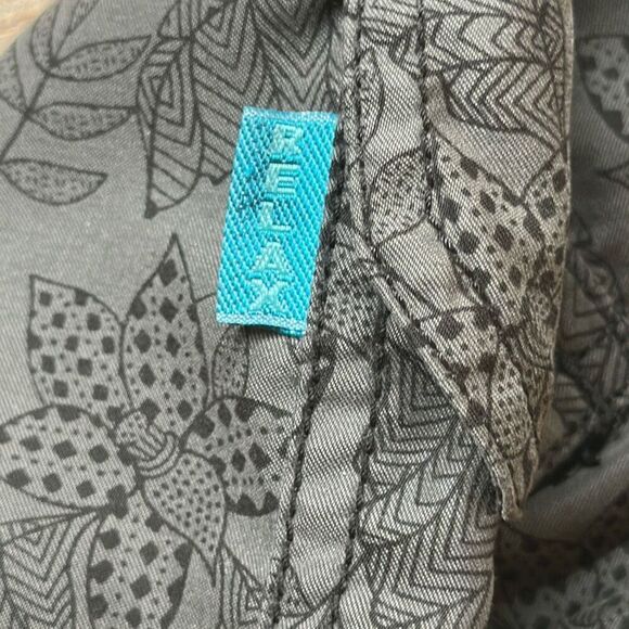 Tommy Bahama Swim Trunks Gray Floral Swimwear size L Large Board Shorts - Picture 5 of 7